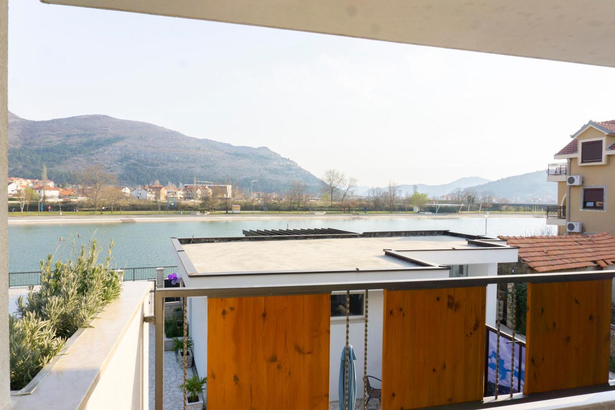 Herceg Vila Trebinje Rom bilde
